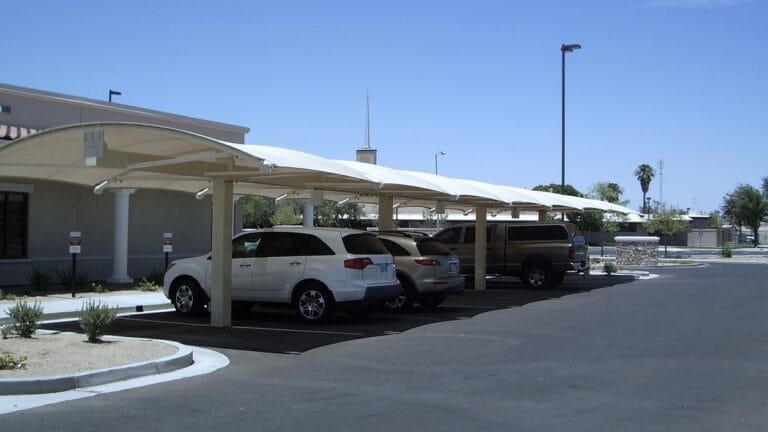 restaurant-parking-shade-structures